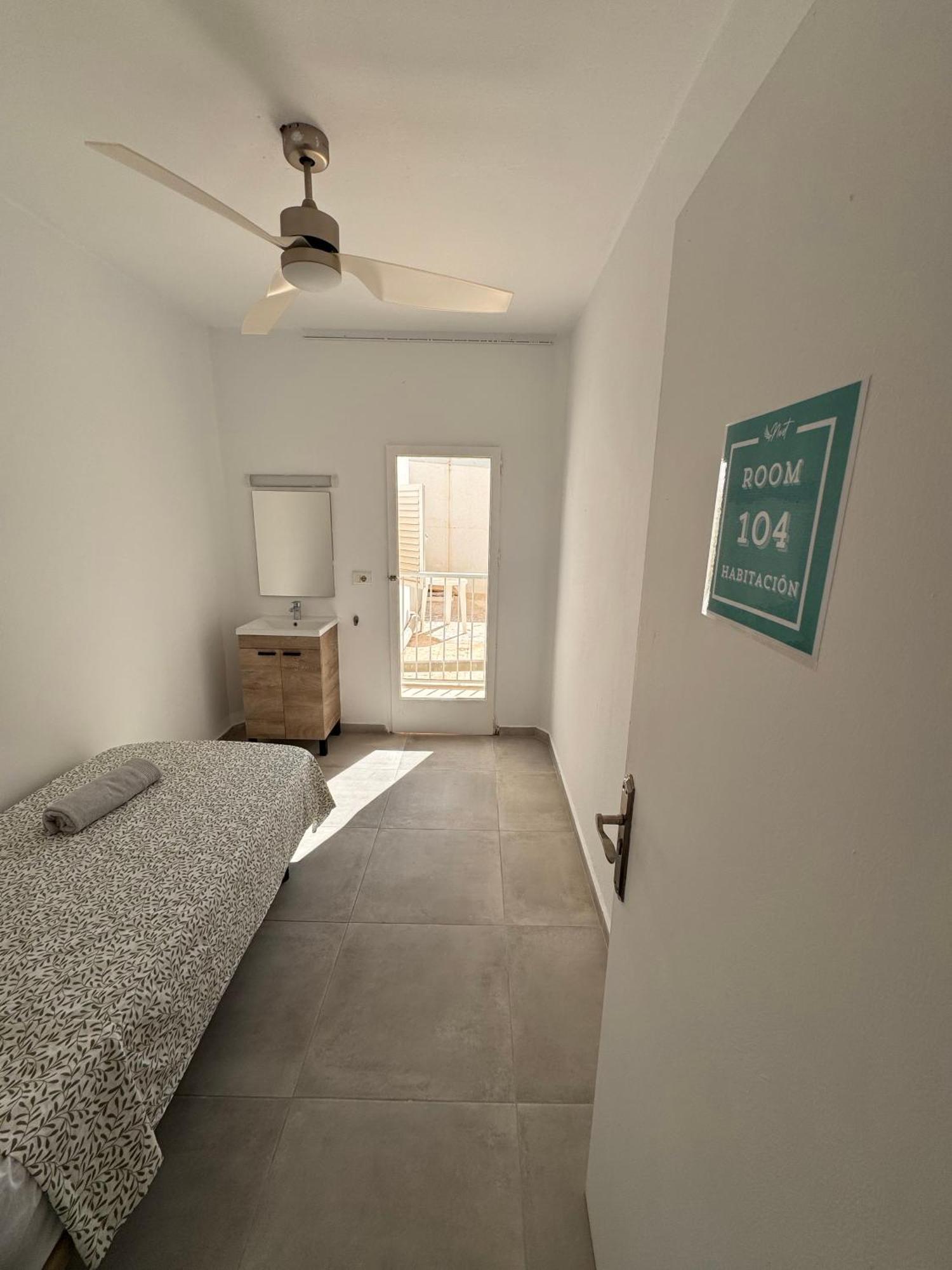 Hostal Cisne Ξενοδοχείο Σαν Αντόνιο Εξωτερικό φωτογραφία